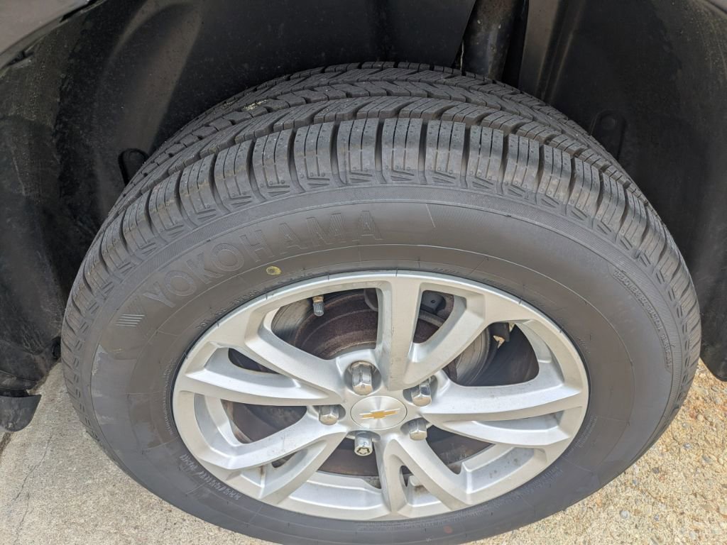 Used 2017 Chevrolet Equinox LT FWD image 21