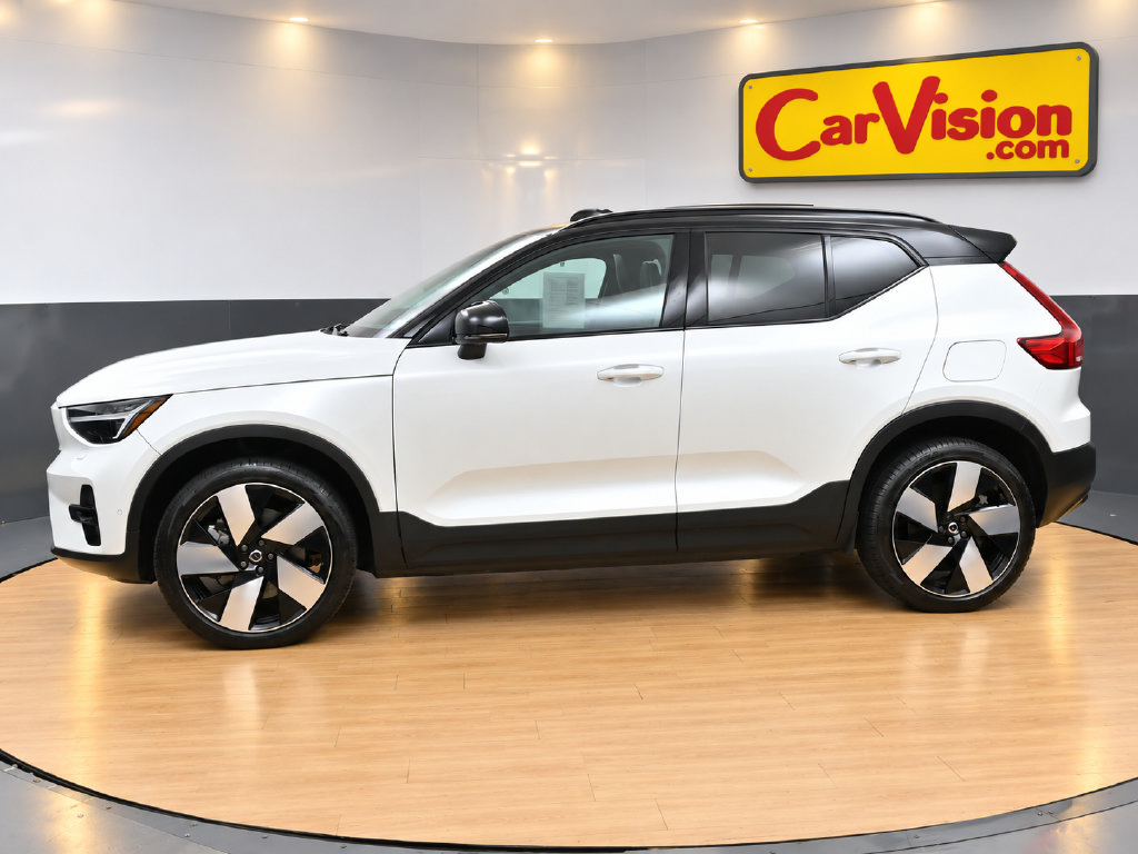 Used 2023 Volvo XC40 Recharge Ultimate AWD/4WD image 4