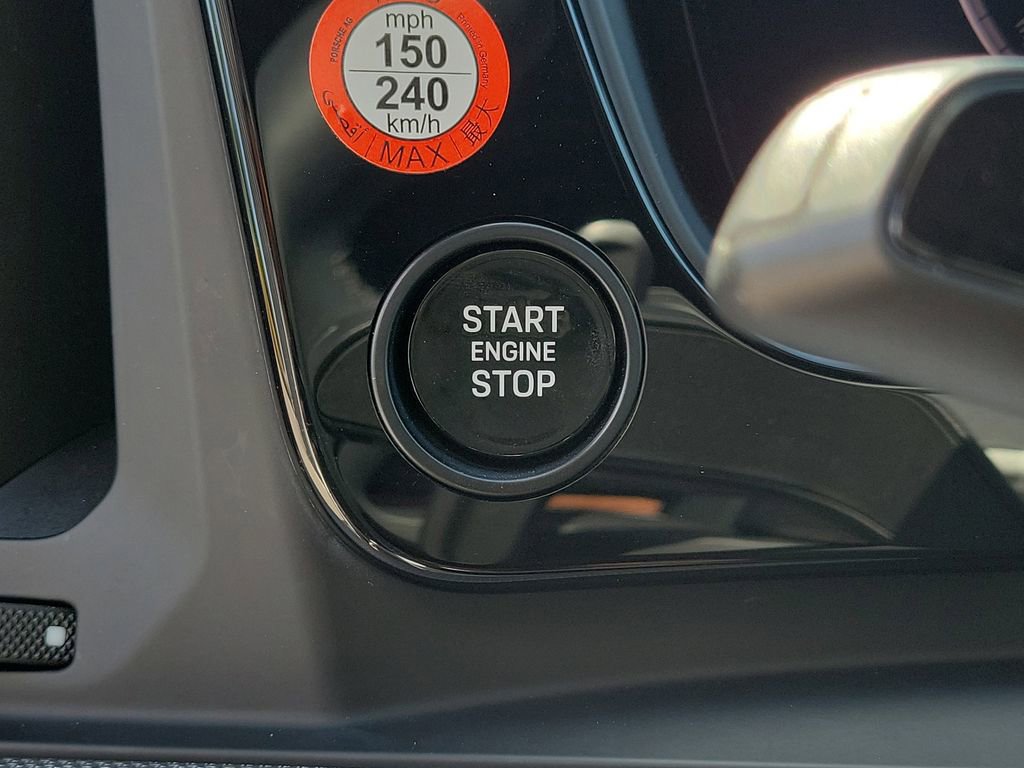 Certified 2025 Porsche Cayenne image 39