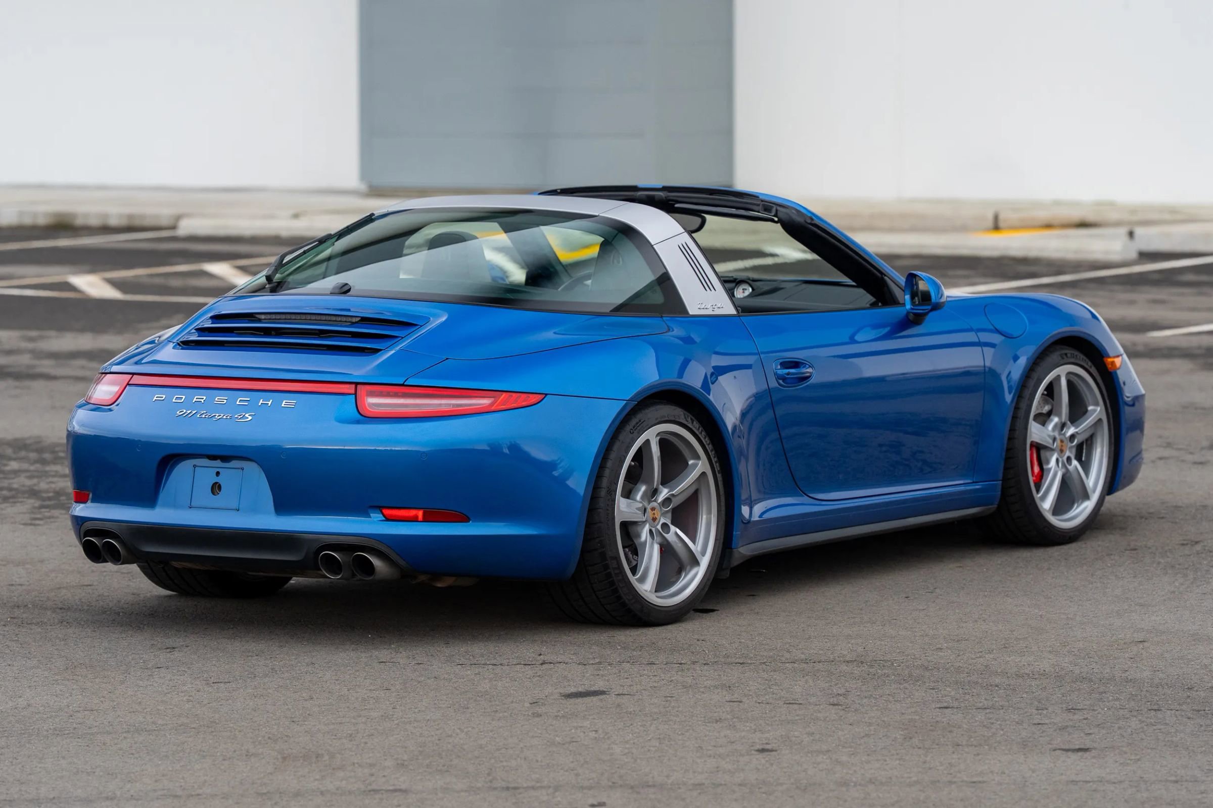 Used 2015 Porsche 911 Targa 4S image 97