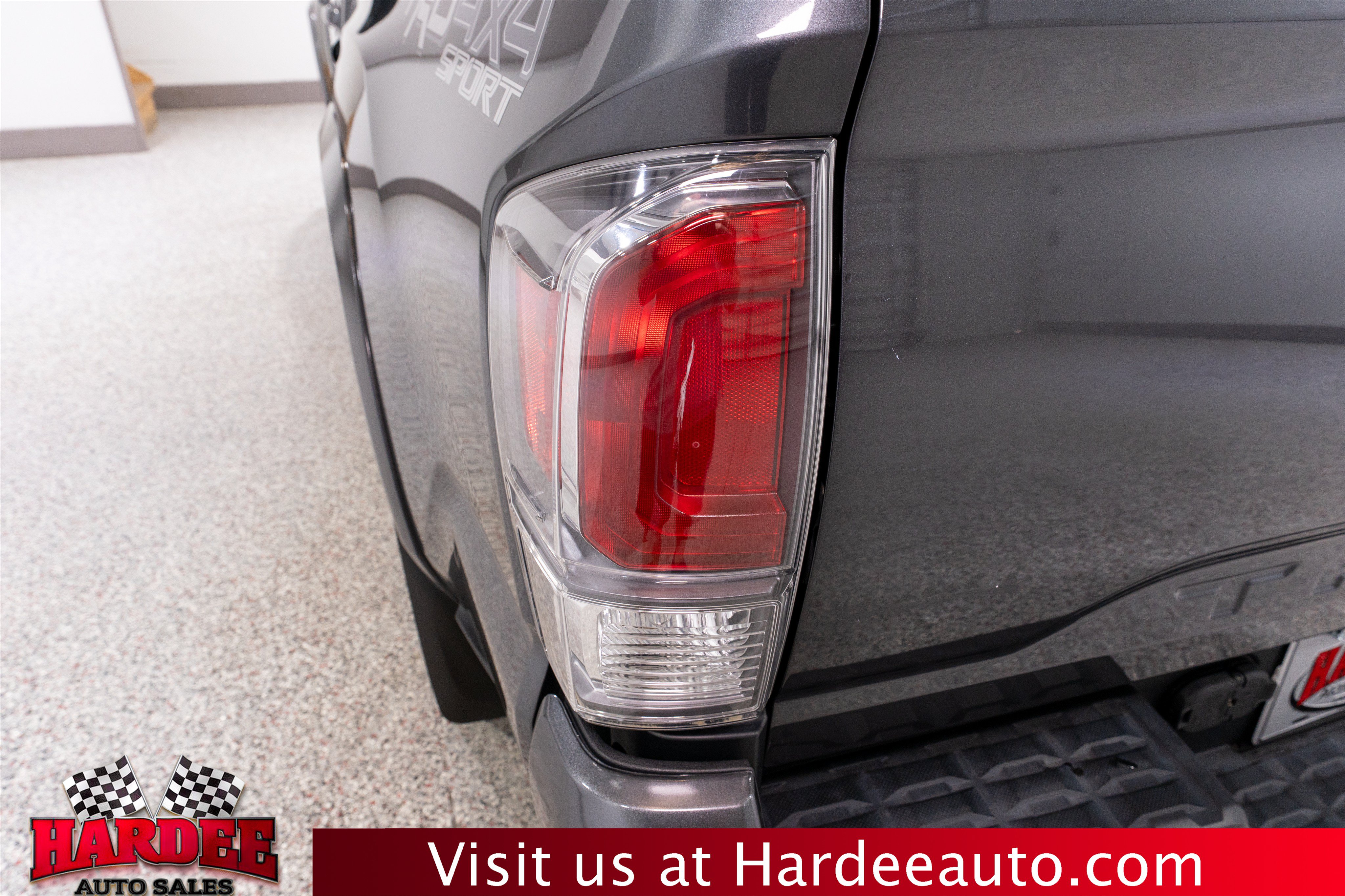 Used 2023 Toyota Tacoma TRD Sport AWD/4WD image 9