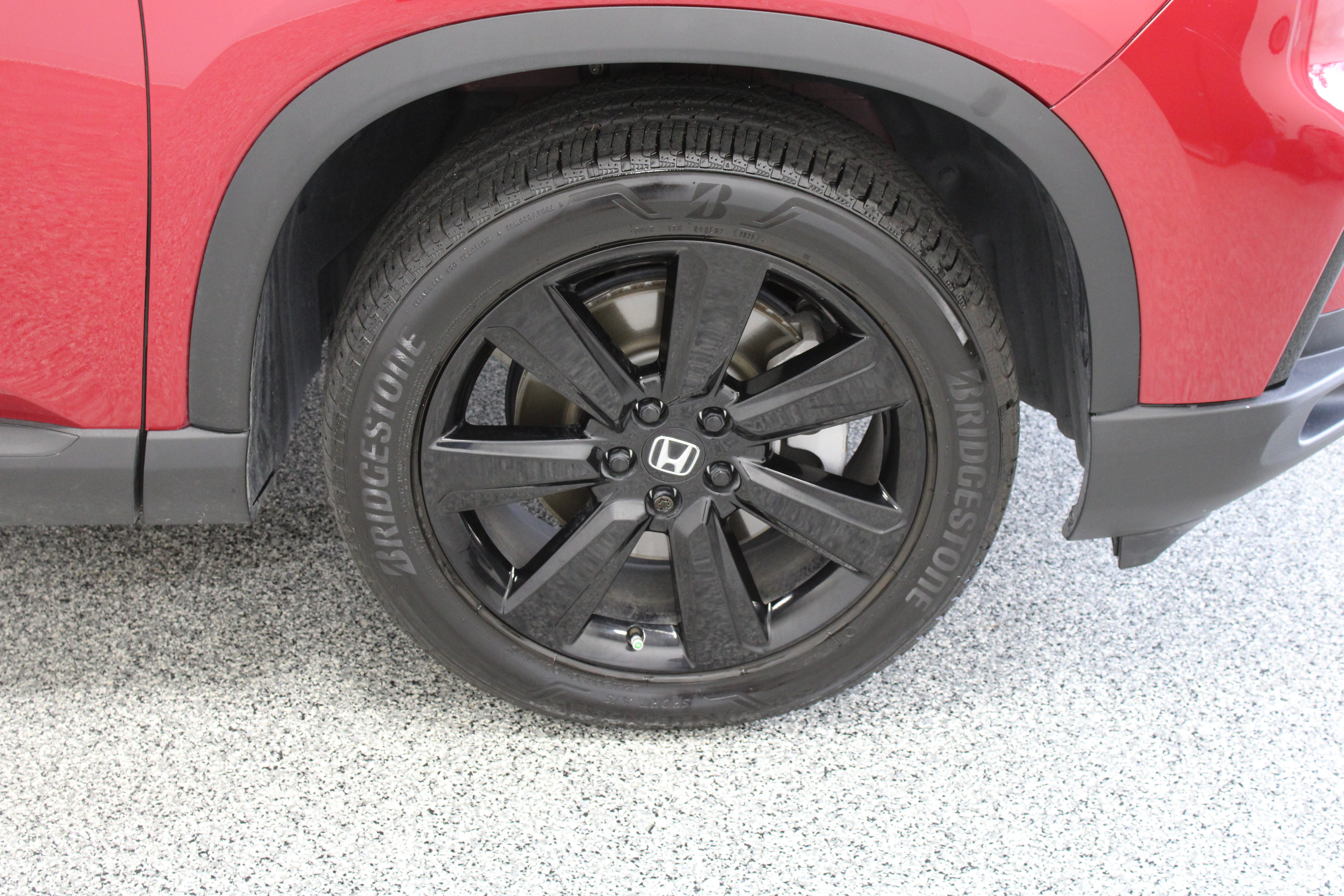 Used 2025 Honda Pilot Black Edition image 5