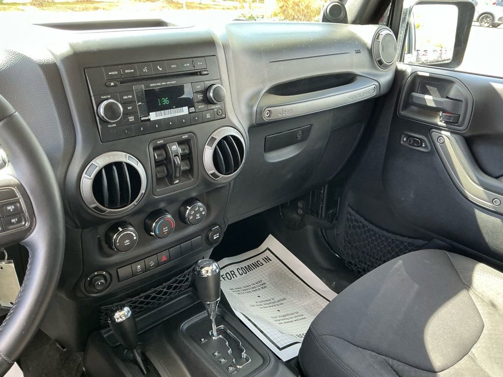 Used 2013 Jeep Wrangler Unlimited Sport image 38