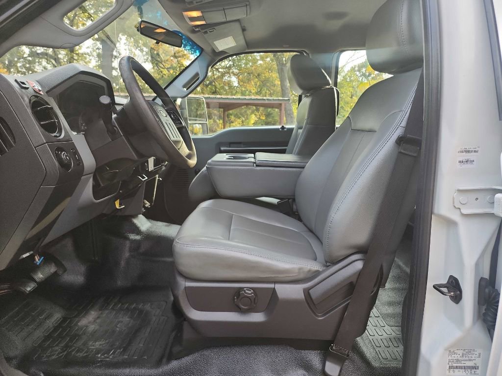 Used 2012 Ford F250 XL w/ Skid Plate Pkg AWD/4WD image 18