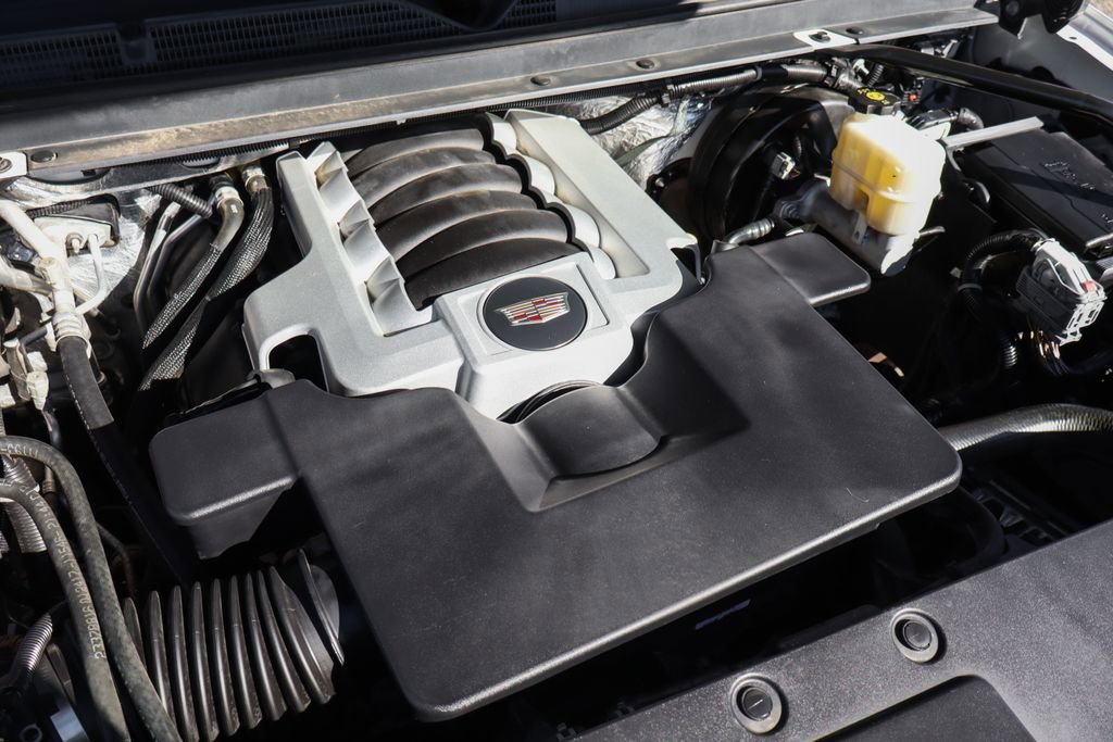 Used 2017 Cadillac Escalade ESV Platinum image 12