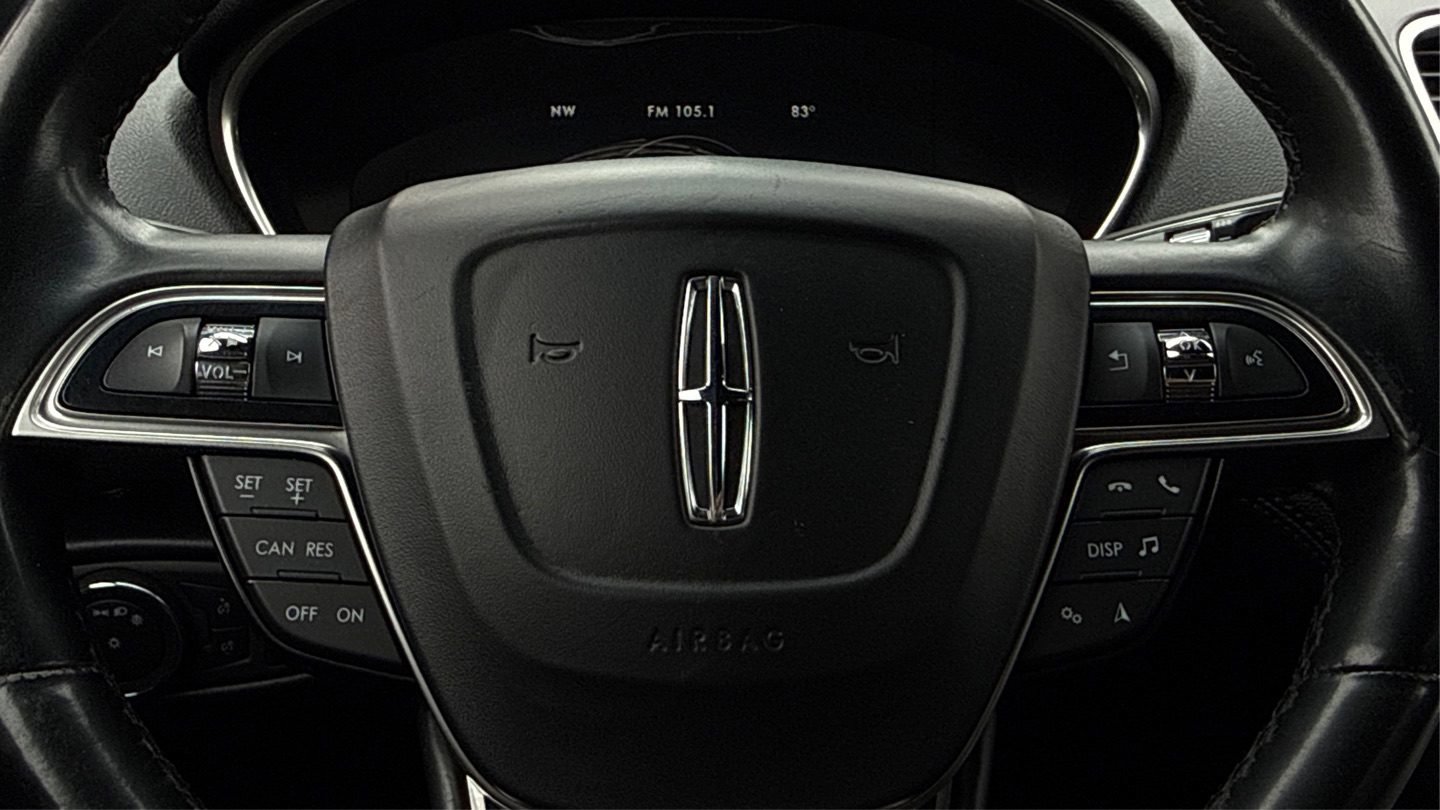 Used 2019 Lincoln Nautilus Reserve FWD image 32
