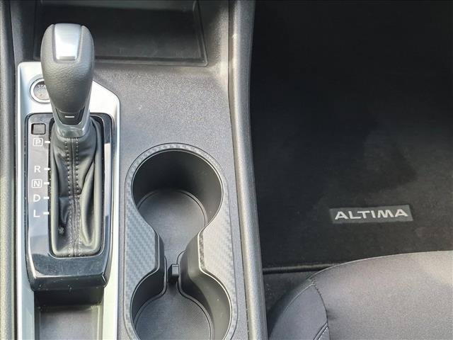 Used 2025 Nissan Altima 2.5 S FWD image 12