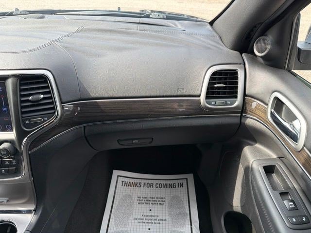 Used 2018 Jeep Grand Cherokee Overland AWD/4WD image 18