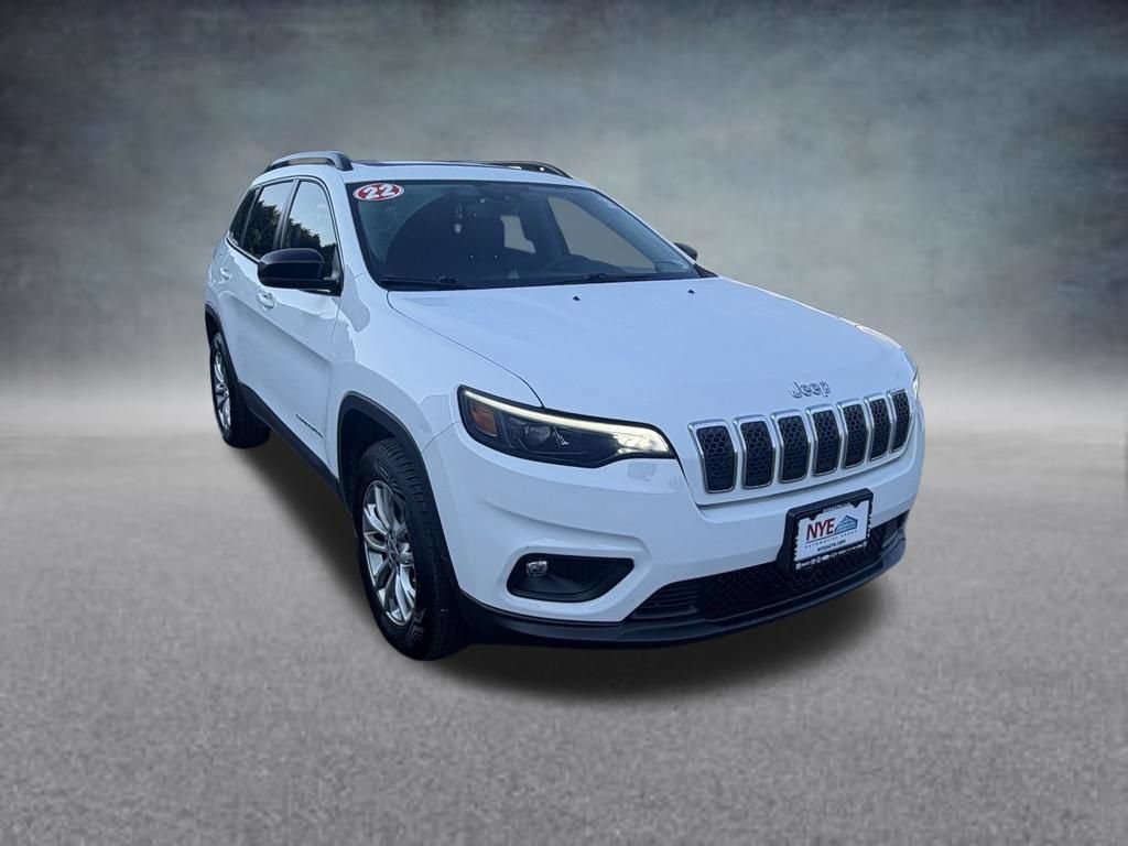 Used 2022 Jeep Cherokee Latitude Lux w/ Sun & Sound Group AWD/4WD image 8