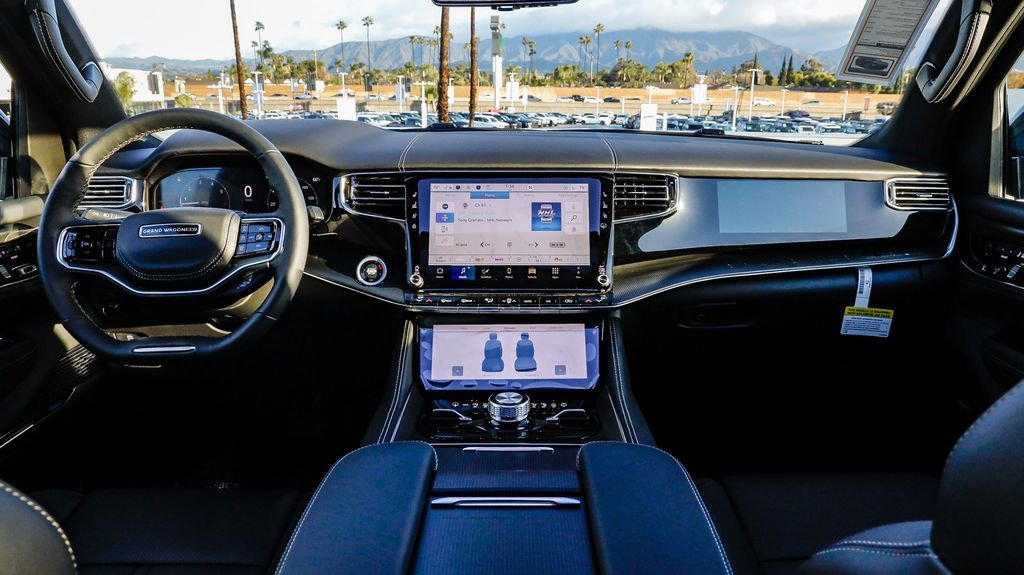 New 2026 Jeep Grand Wagoneer L Summit image 15