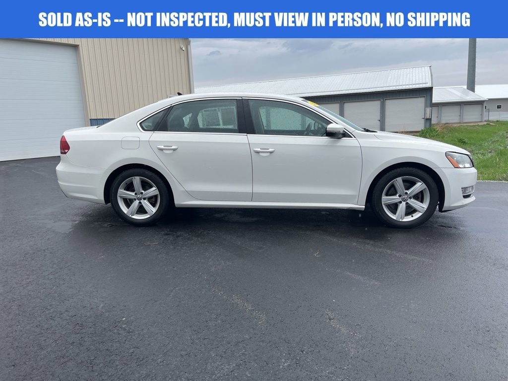 Used 2015 Volkswagen Passat 1.8T Limited Edition image 3