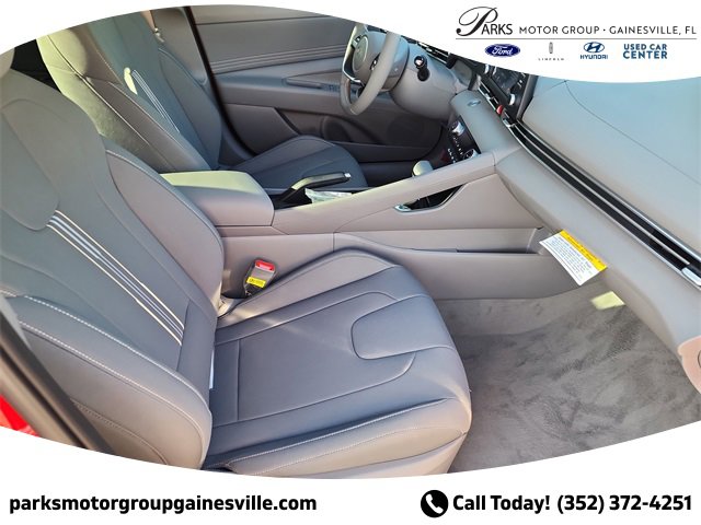 New 2025 Hyundai Elantra Sport image 7