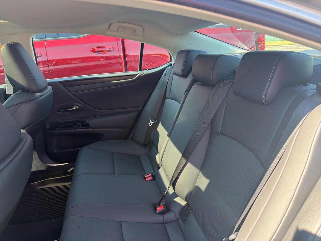 Used 2023 Lexus ES 350 w/ Premium Package FWD image 41