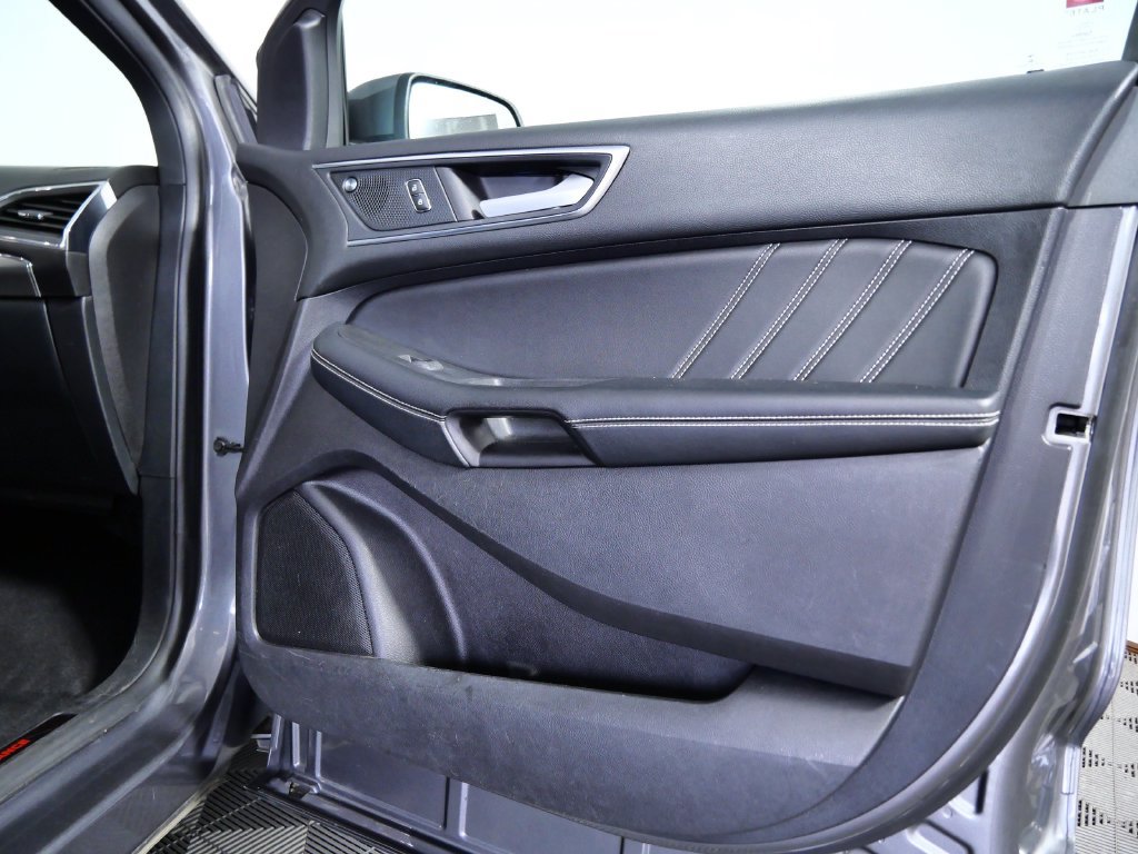 Used 2021 Ford Edge ST w/ Equipment Group 401A AWD/4WD image 10