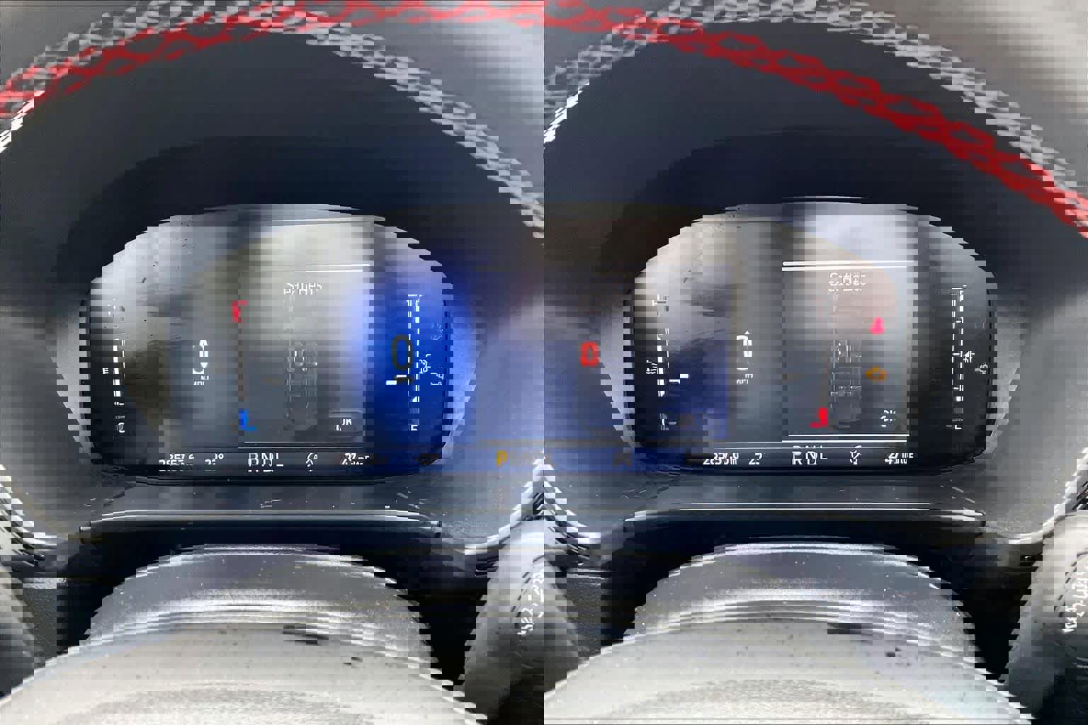 Used 2025 Ford Escape ST-Line image 25