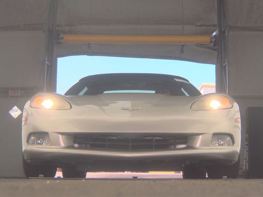 Used 2007 Chevrolet Corvette Convertible w/ Preferred Equipment Group image 3