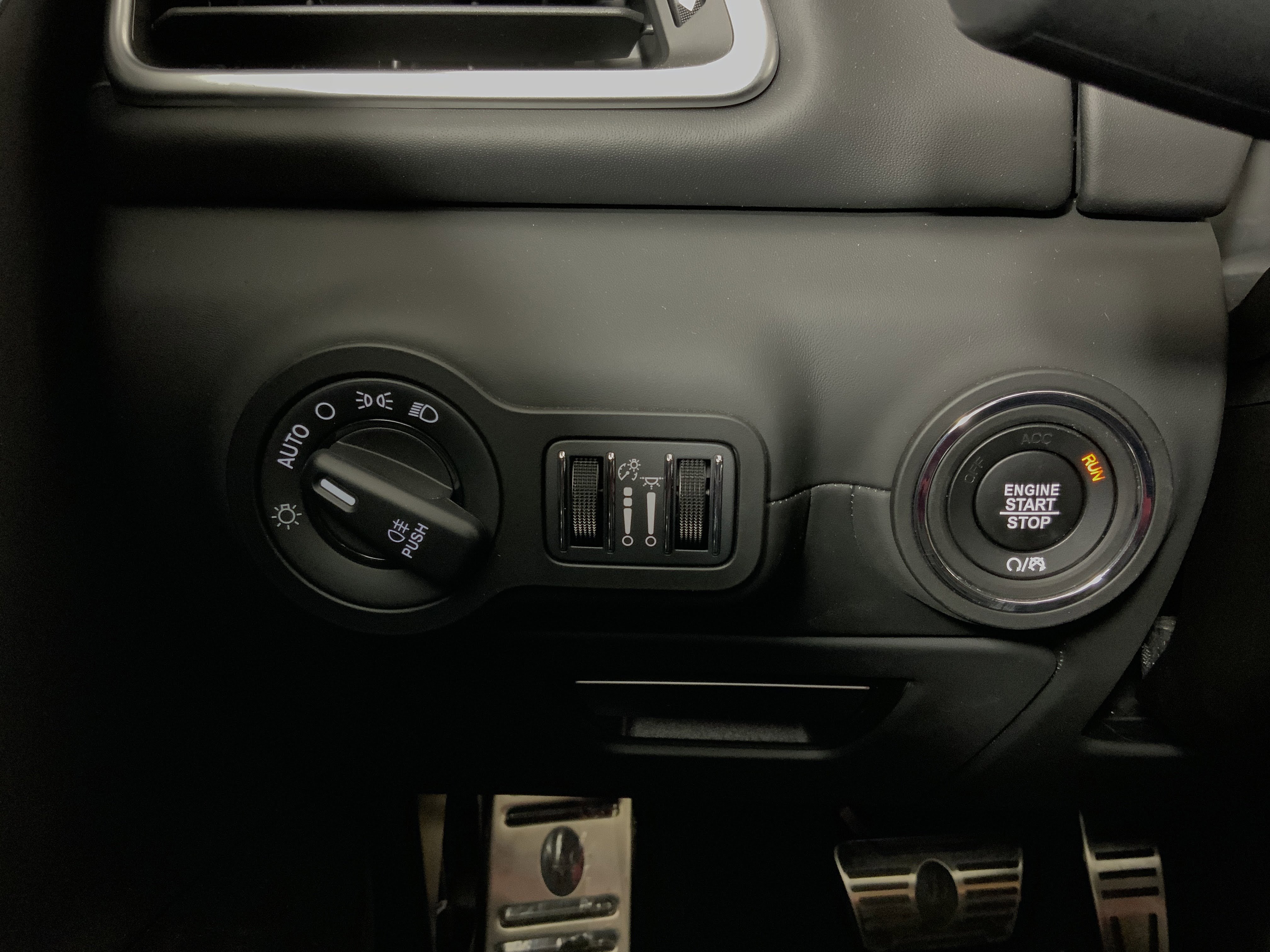 Used 2024 Maserati Ghibli Trofeo image 27