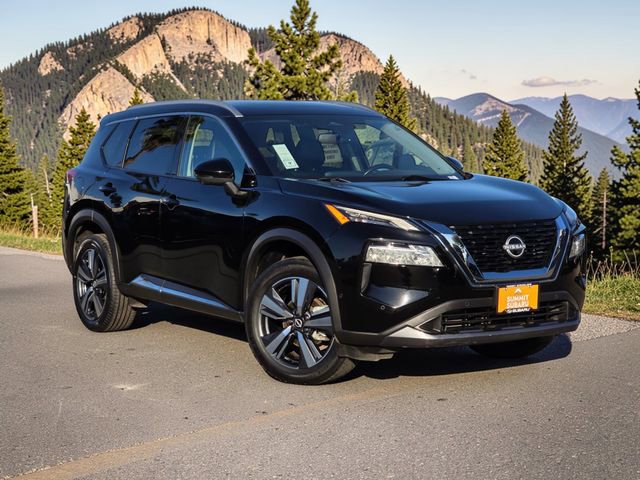 Used 2023 Nissan Rogue SL w/ SL Premium Package image 2