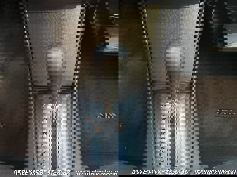 Used 2011 Nissan Altima Hybrid Sedan image 26