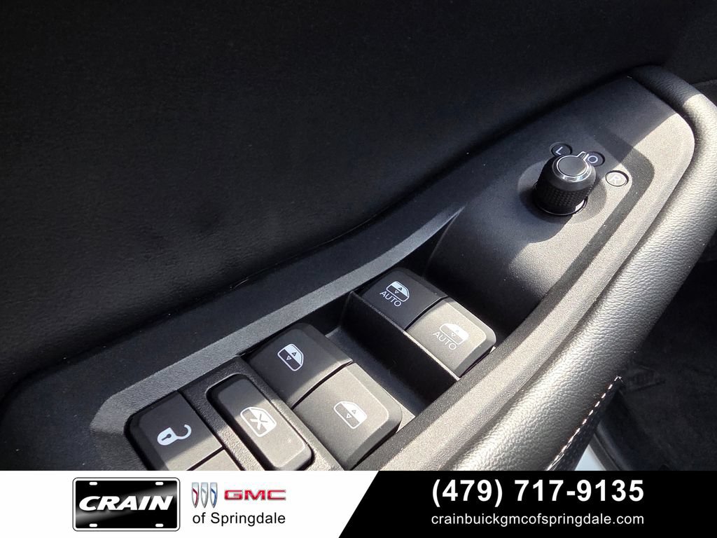 Used 2023 Jeep Grand Cherokee L Laredo AWD/4WD image 12