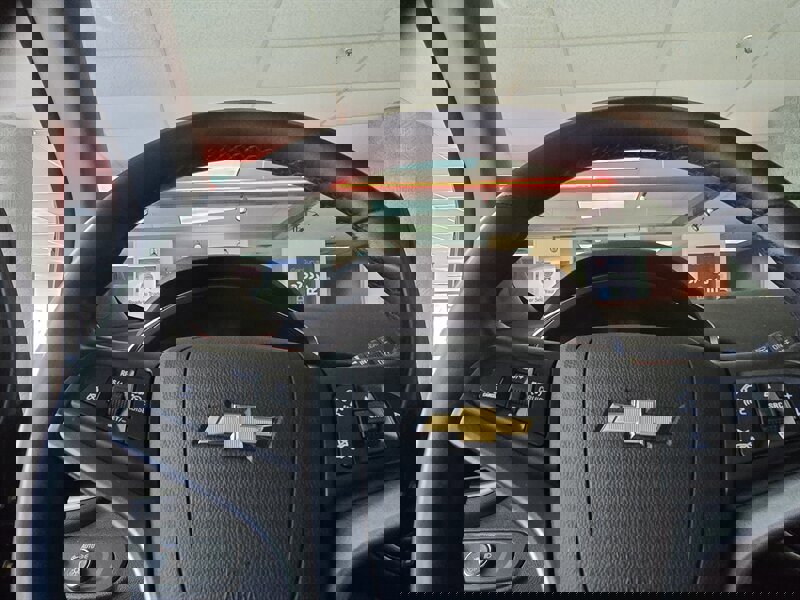 Used 2019 Chevrolet Trax LT w/ LT Convenience Package image 26