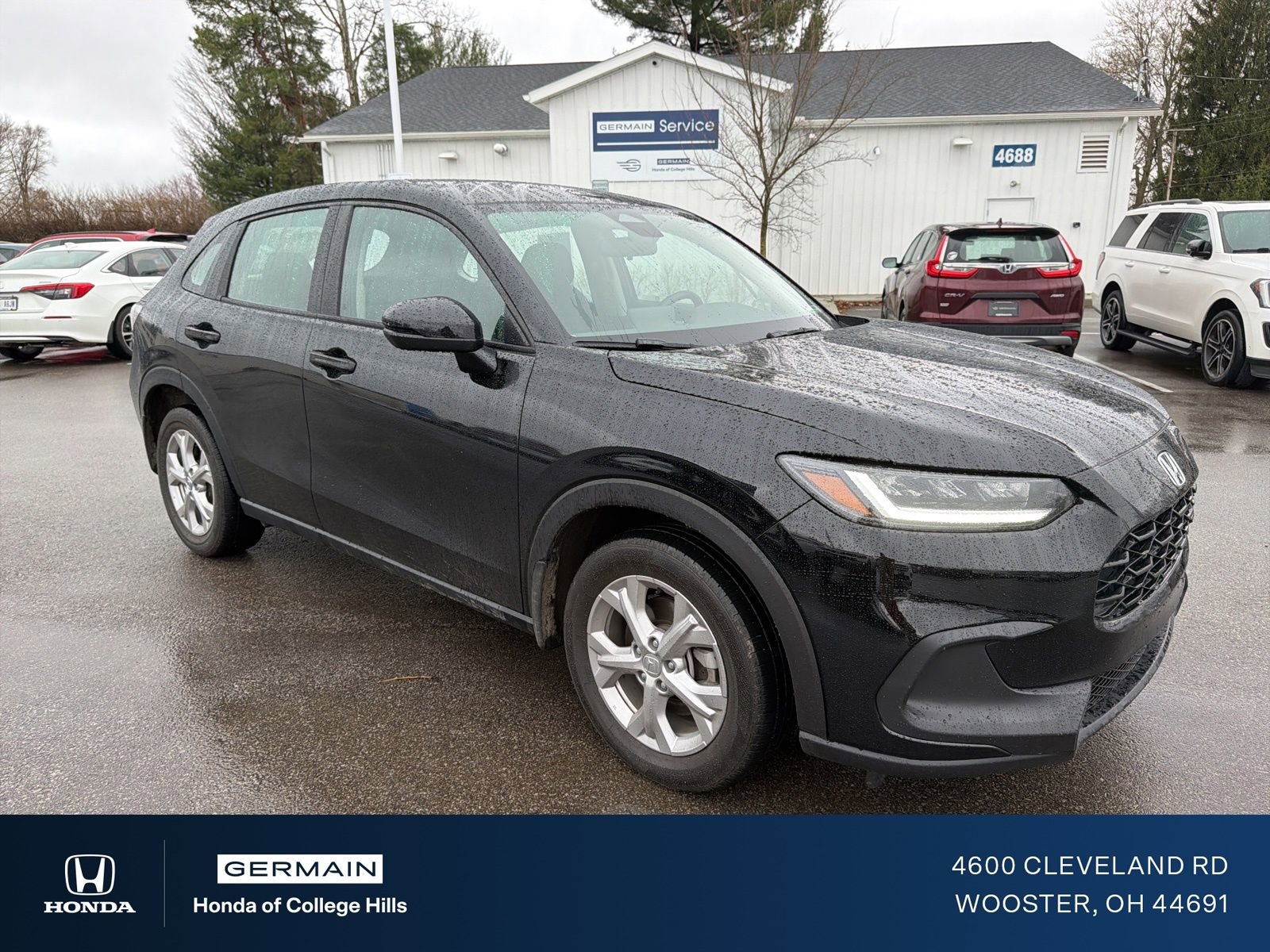 Used 2023 Honda HR-V LX image 3