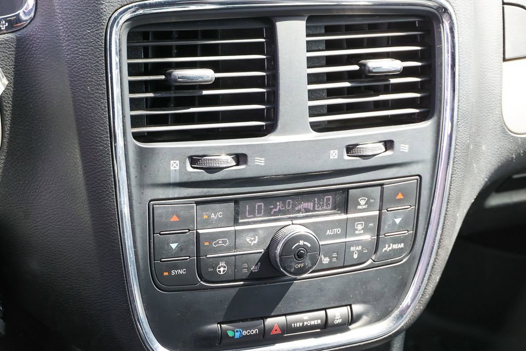 Used 2019 Dodge Grand Caravan GT image 12