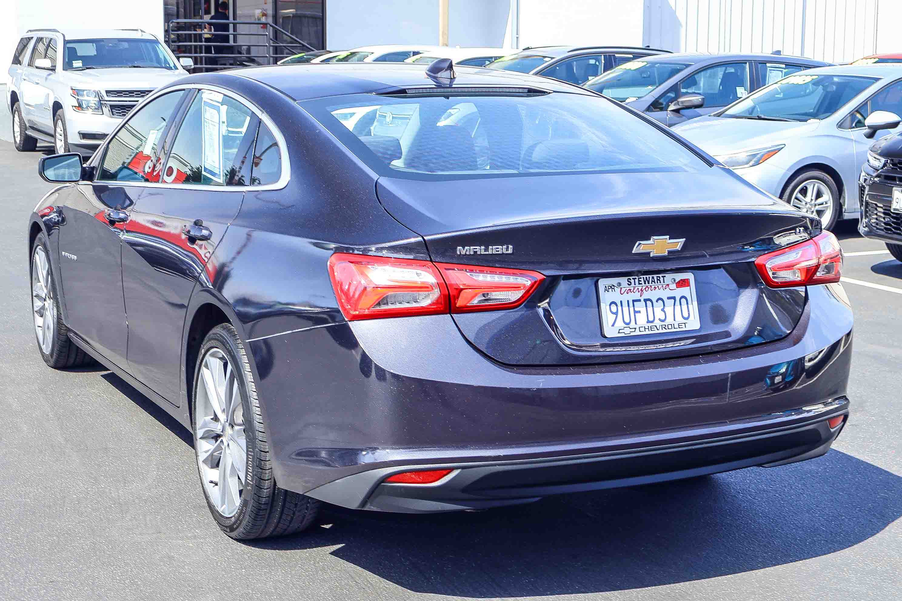 Used 2022 Chevrolet Malibu LT FWD image 21
