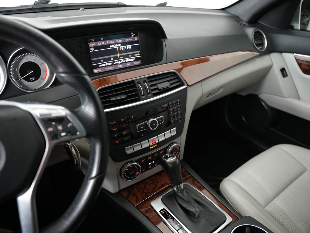 Used 2012 Mercedes-Benz C 300 4MATIC Sedan w/ Premium 1 Pkg image 18