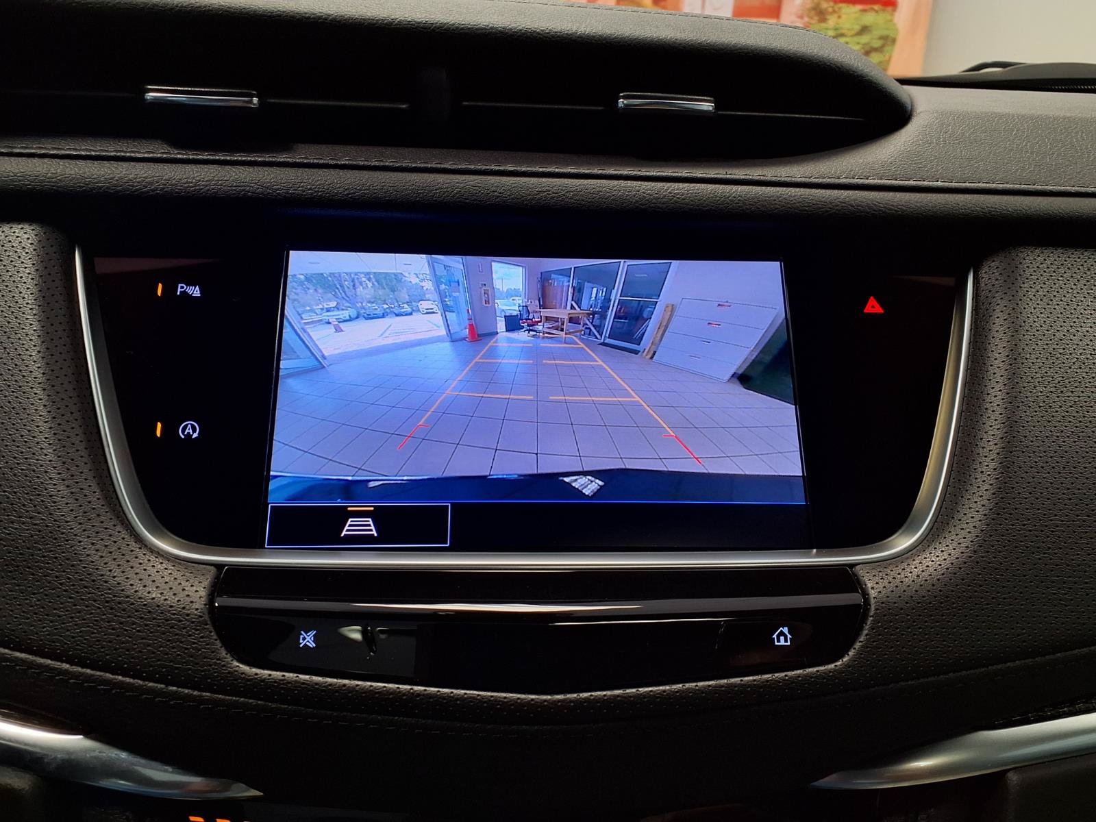 Certified 2025 Cadillac XT5 Sportv AWD/4WD image 26