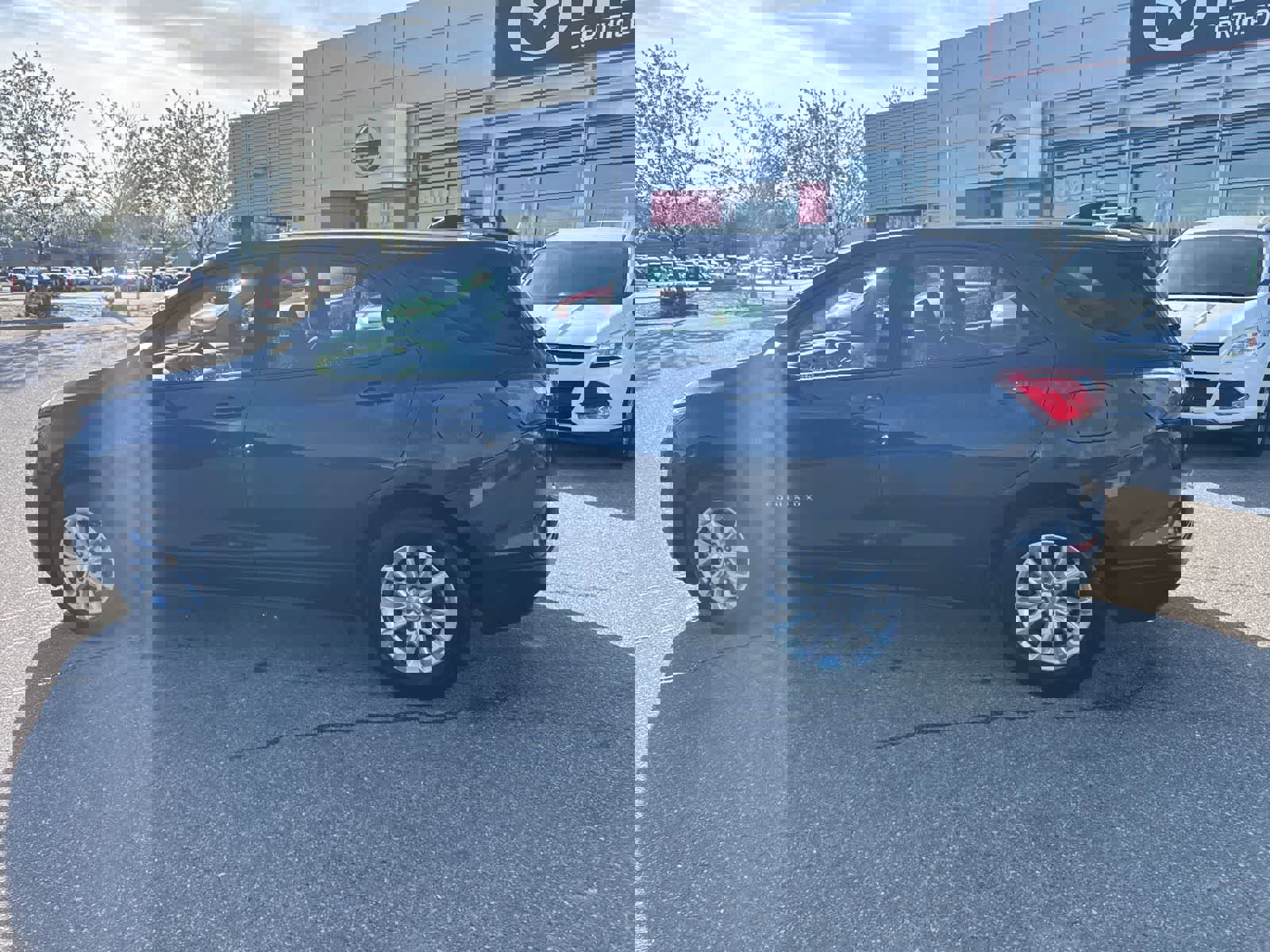 Used 2019 Chevrolet Equinox LS FWD image 8