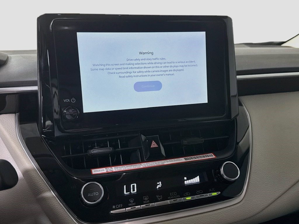 Used 2025 Toyota Corolla LE FWD image 17