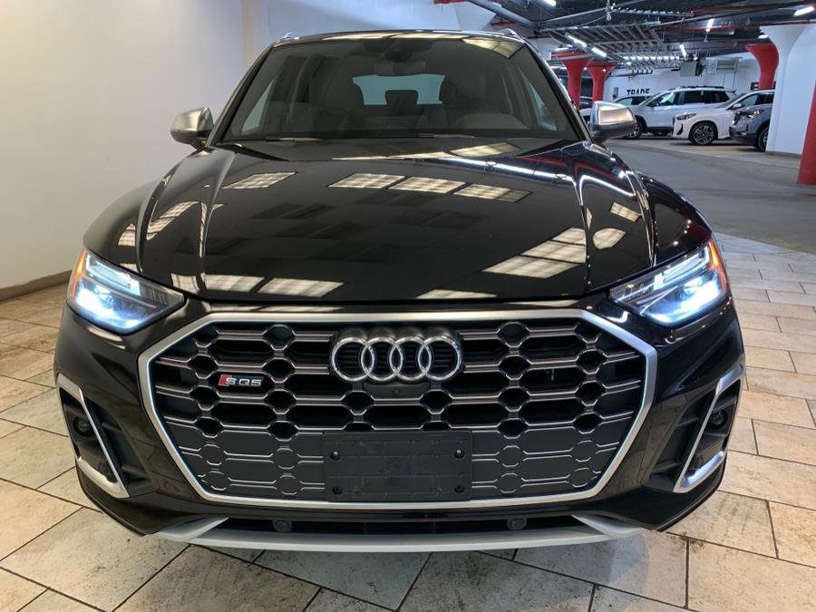 Used 2022 Audi SQ5 Premium Plus w/ Premium Plus Package image 3