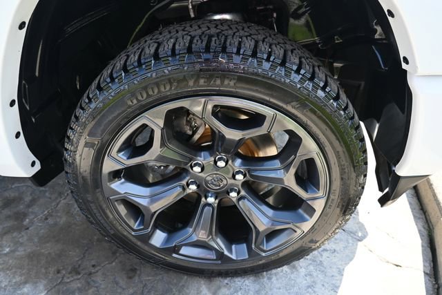 Used 2021 RAM 1500 Limited AWD/4WD image 11