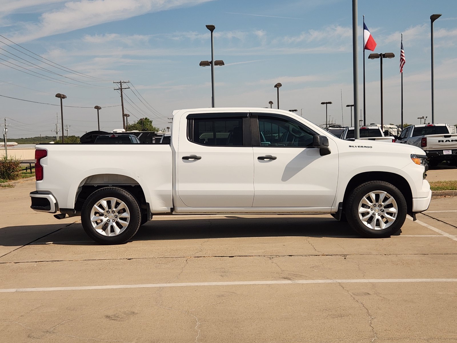 Used 2023 Chevrolet Silverado 1500 Custom RWD image 7