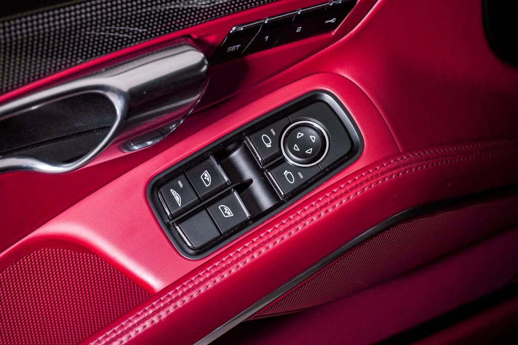 Used 2017 Porsche 911 Carrera 4S image 31