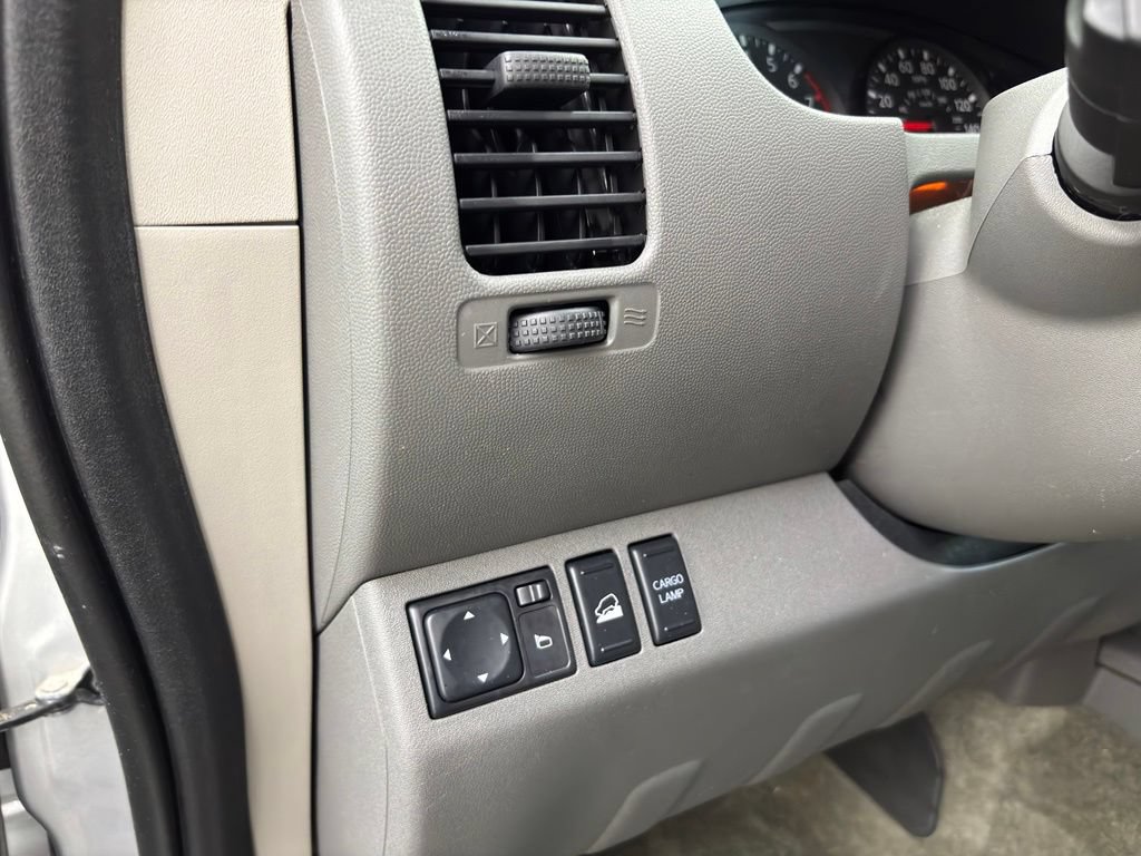 Used 2014 Nissan Frontier SV AWD/4WD image 20