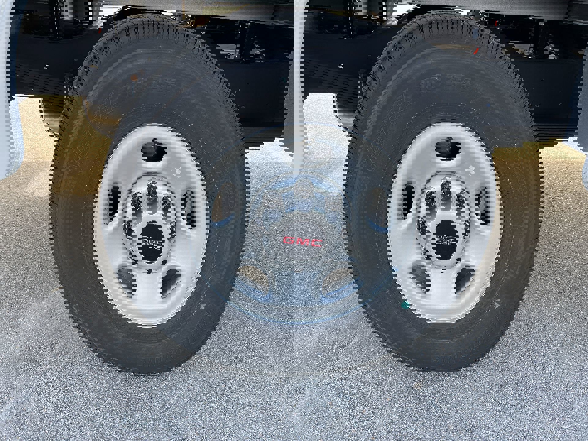 New 2025 GMC Savana 3500 w/ Power Convenience Package image 60