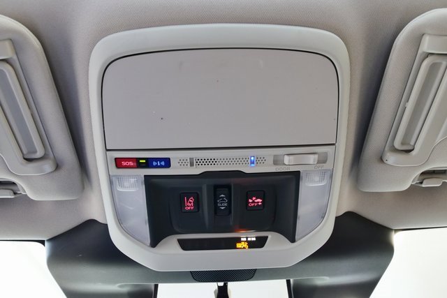 Used 2024 Subaru Forester Limited image 31