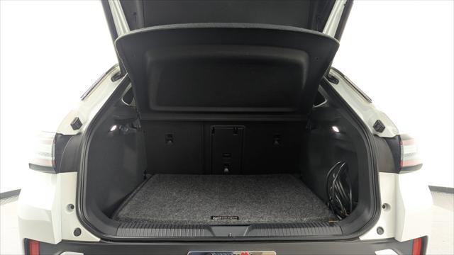 Used 2023 Volkswagen ID.4 Pro S image 18