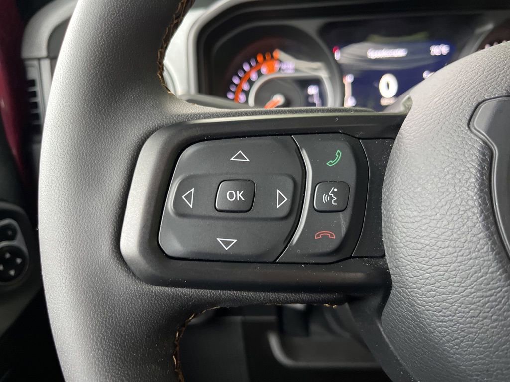 Used 2024 Jeep Wrangler Unlimited Sport AWD/4WD image 26