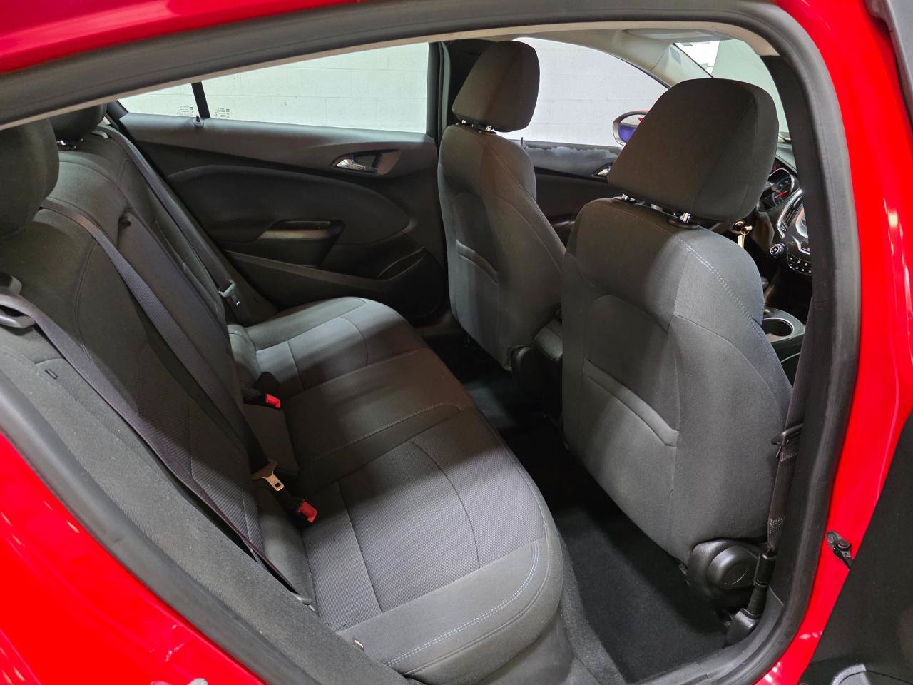 Used 2016 Chevrolet Cruze LT FWD image 20