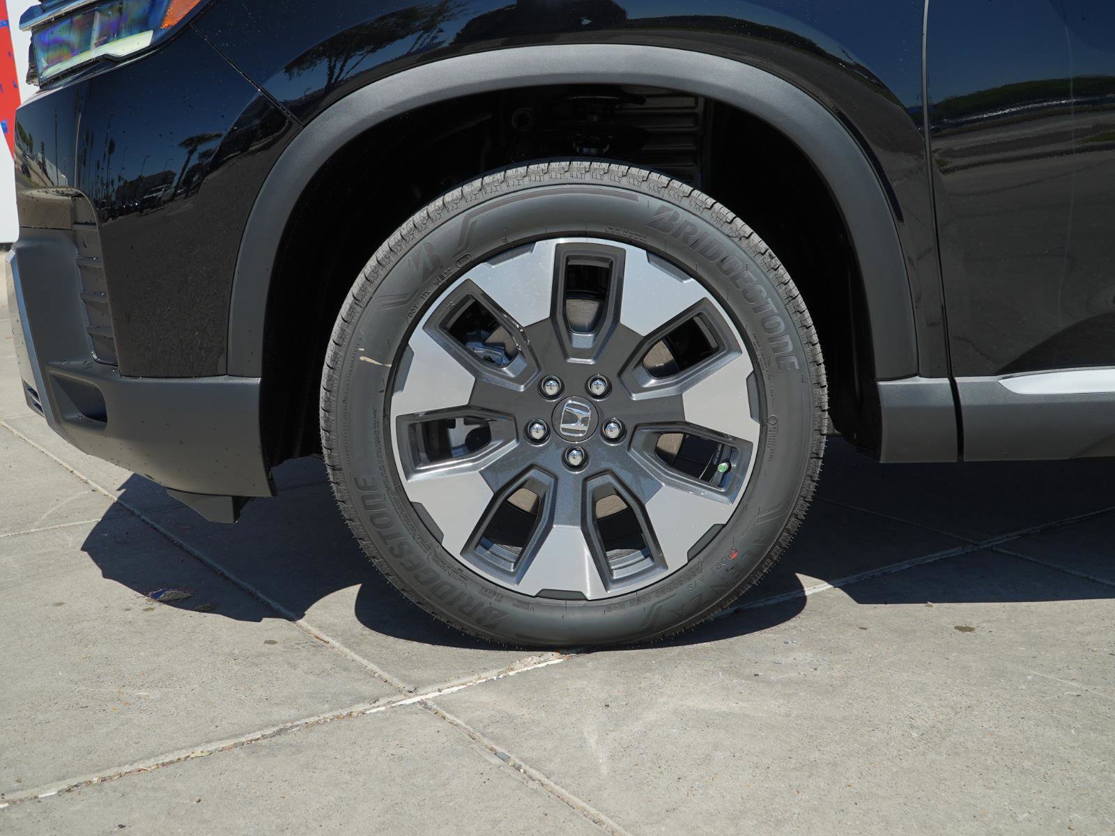 New 2026 Honda Pilot Elite image 12