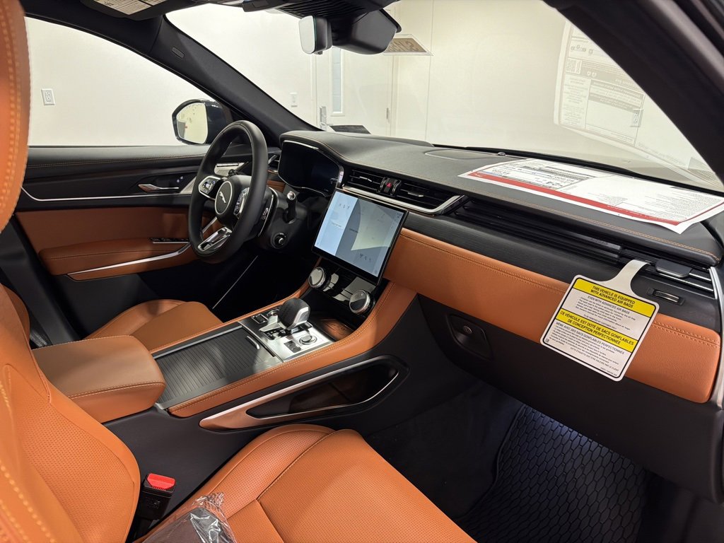 New 2026 Jaguar F-PACE R-Dynamic S image 24