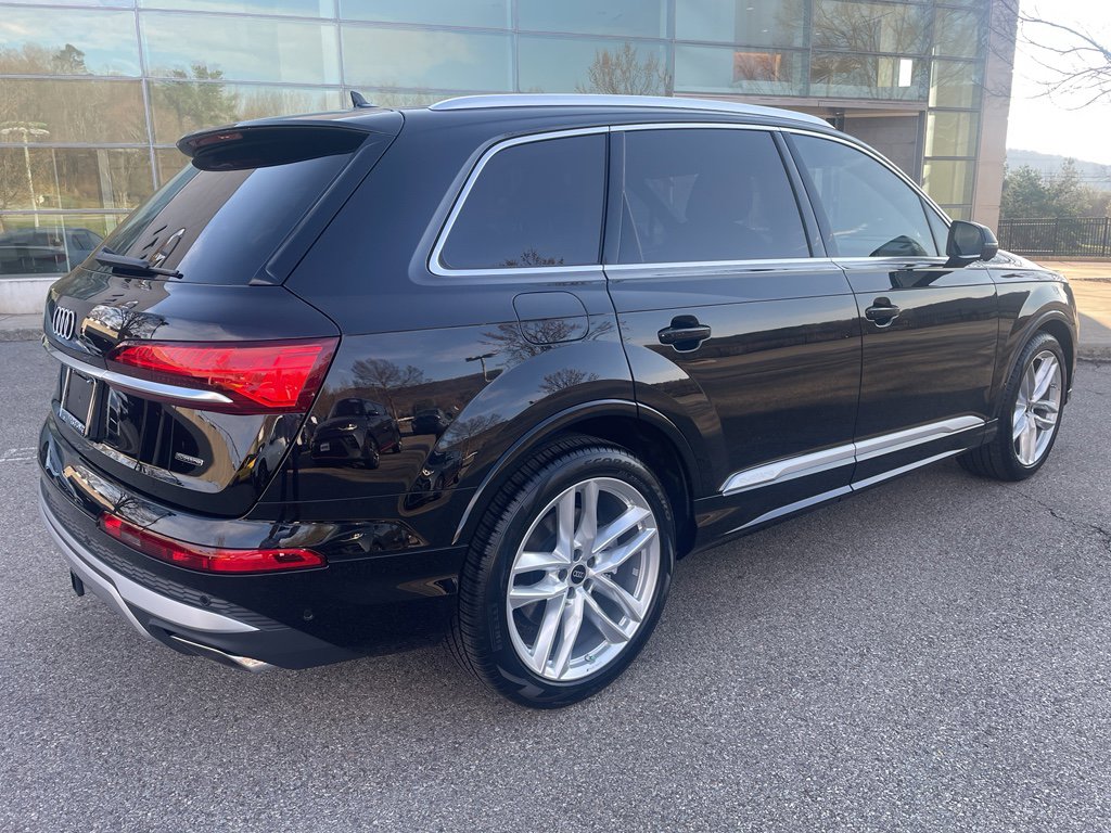 Used 2025 Audi Q7 3.0T Premium Plus image 3