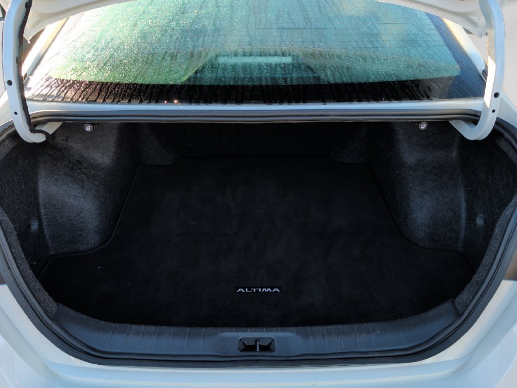 Used 2024 Nissan Altima 2.5 S FWD image 38