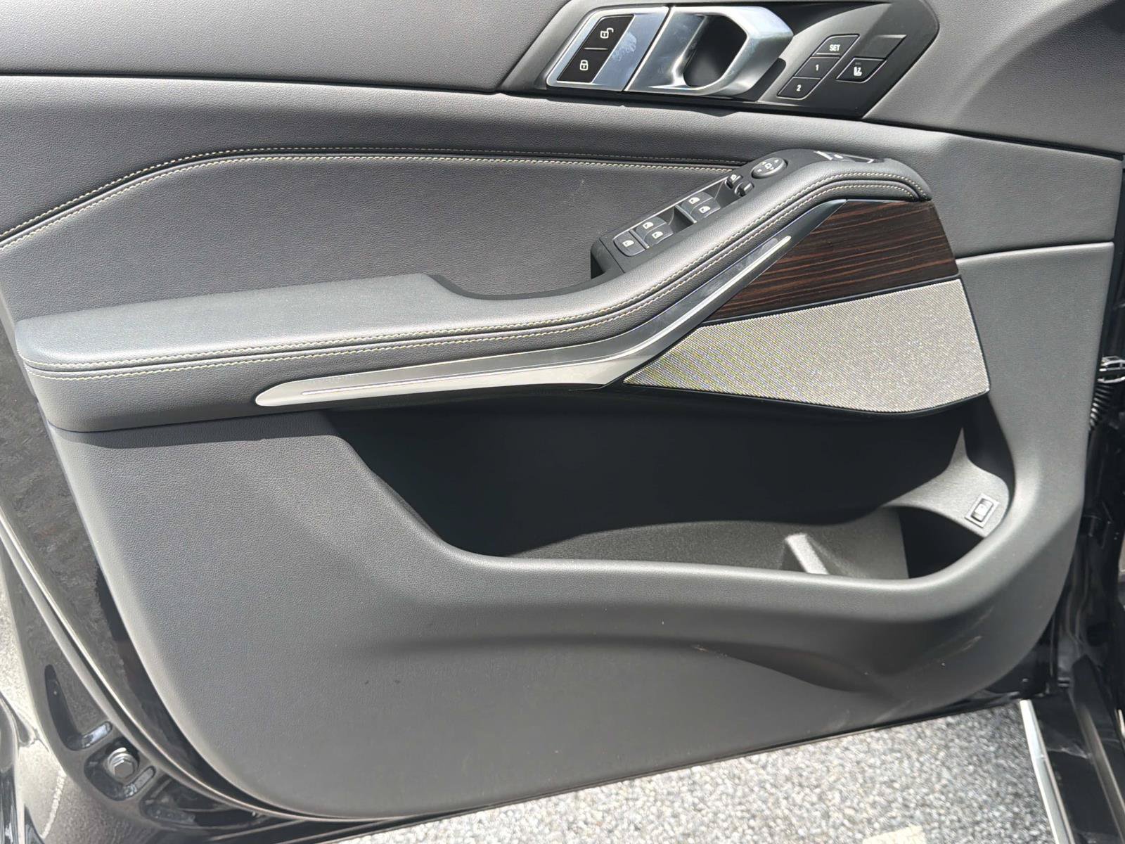 New 2026 BMW X5 xDrive50e AWD/4WD image 17