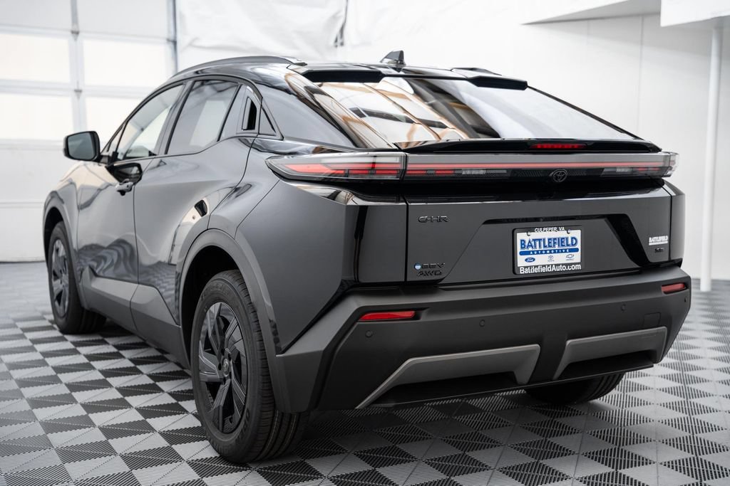 New 2026 Toyota C-HR w/ Cold Weather Package AWD/4WD image 6