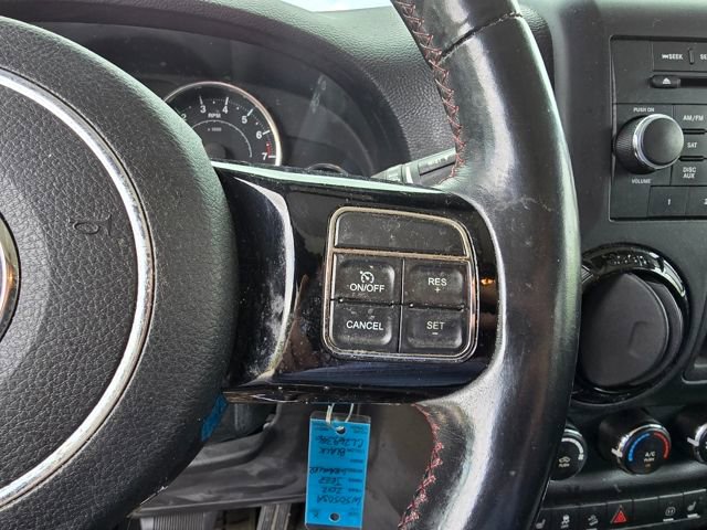 Used 2012 Jeep Wrangler Unlimited Sahara image 19