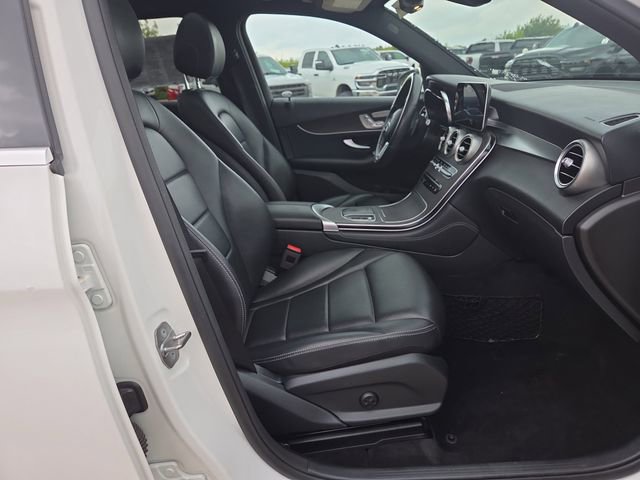 Used 2020 Mercedes-Benz GLC 300 4MATIC image 35